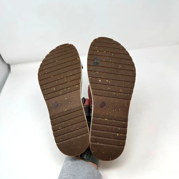 OTBT Sierra Metallic Platform Sandals Shoes Womens 7 Silver Pewter Beach Coastal - Picture 6 of 10